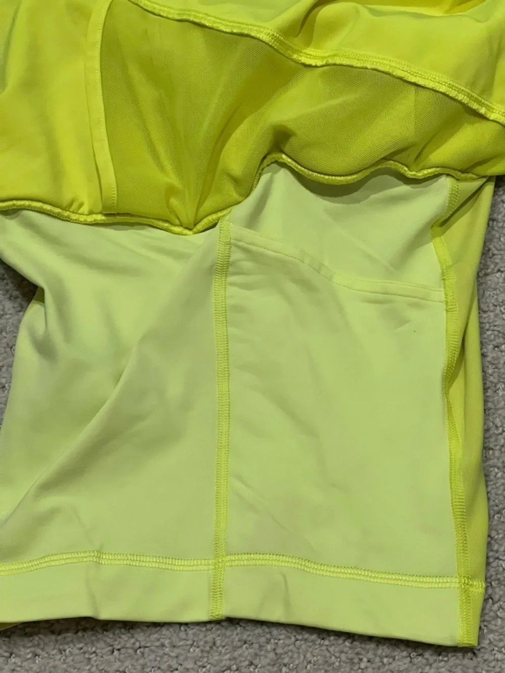 Lululemon Hotty Hot Neon Yellow Skort Skirt long Size 8 - Picture 9 of 13